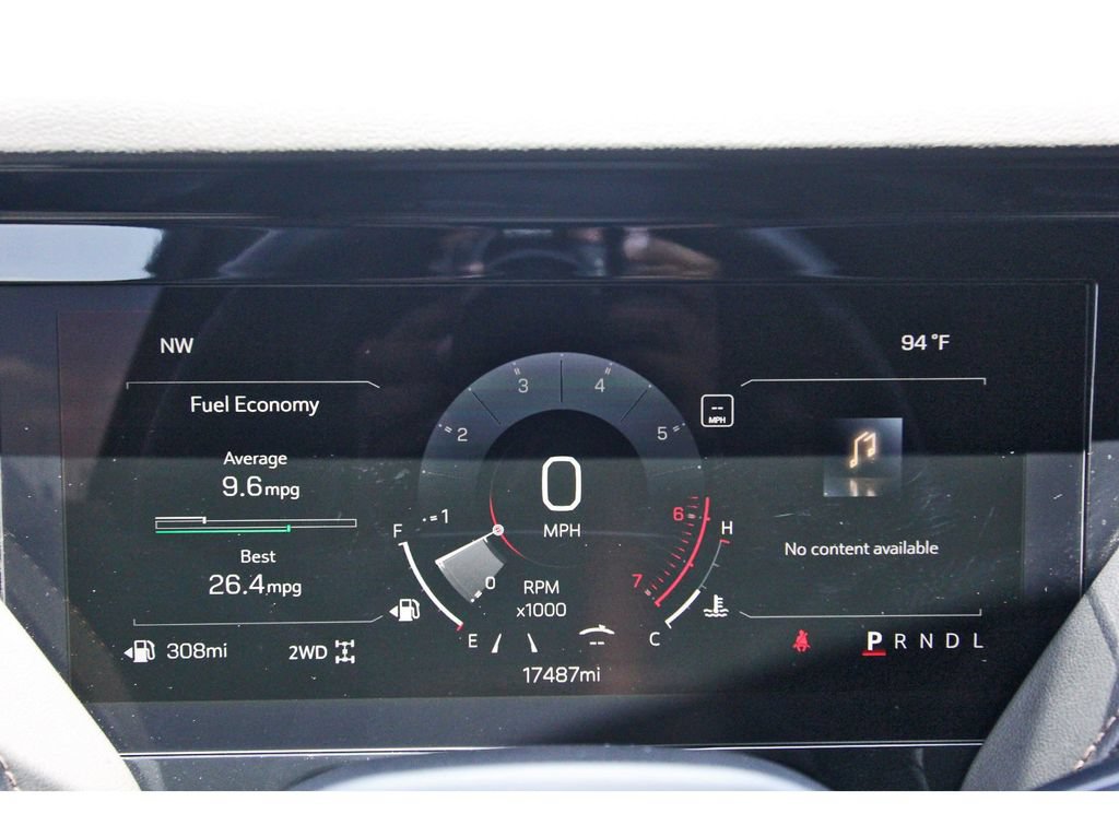 Used 2025 GMC Yukon AT4 w/ AT4 Premium Package AWD/4WD image 14
