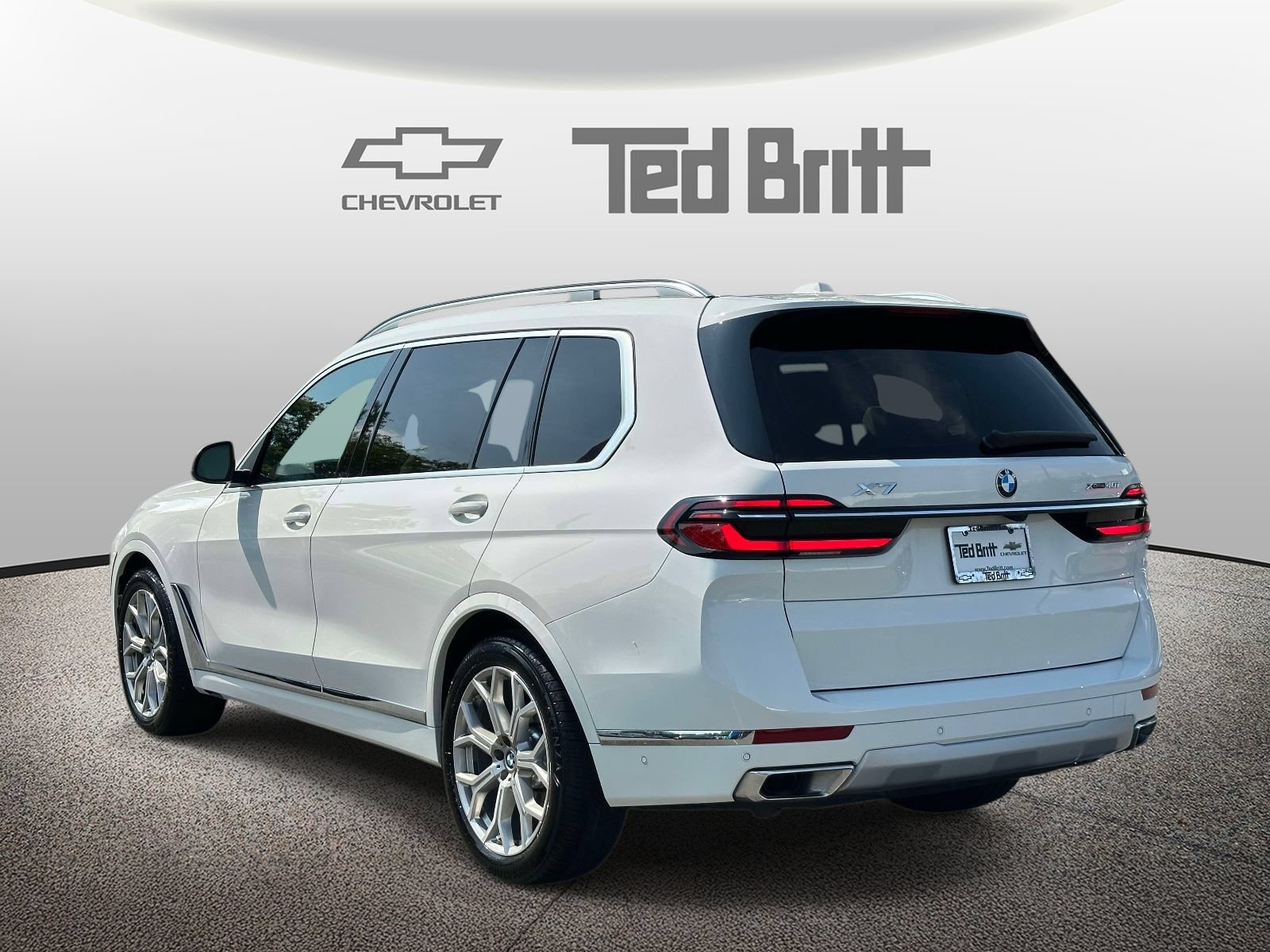 Used 2023 BMW X7 xDrive40i AWD/4WD image 6