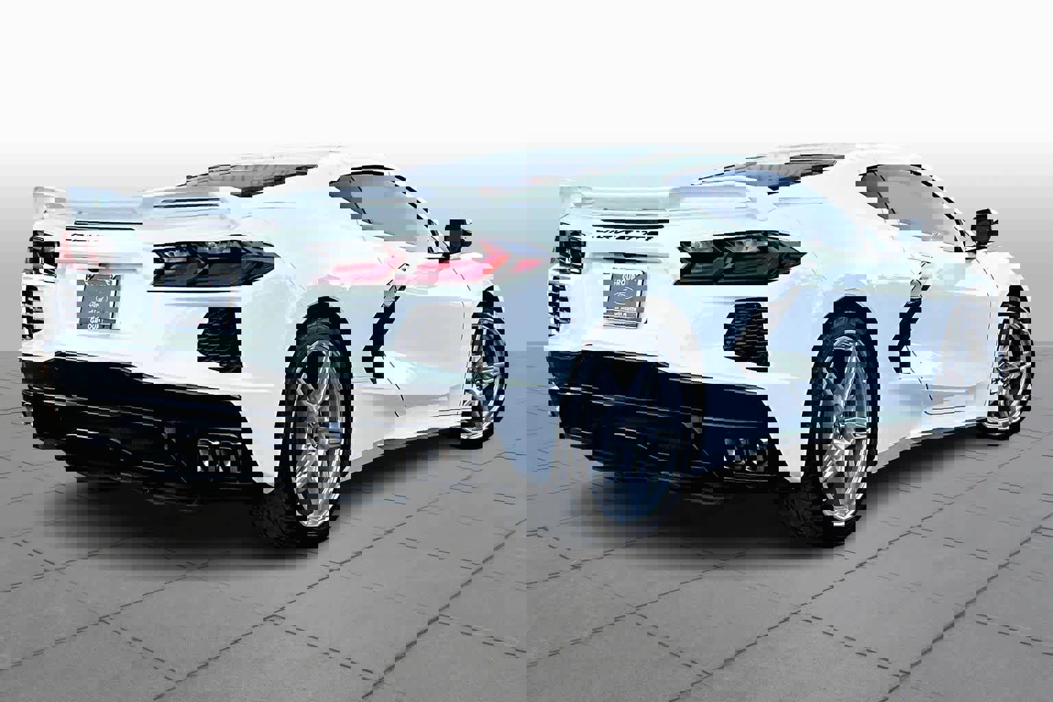 Used 2022 Chevrolet Corvette Stingray Coupe w/ Z51 Performance Package image 12