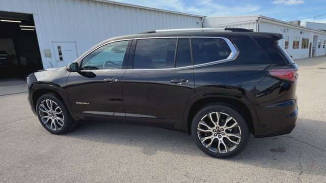 New 2026 GMC Acadia Denali Ultimate w/ LPO, Floor Liner Package AWD/4WD image 6