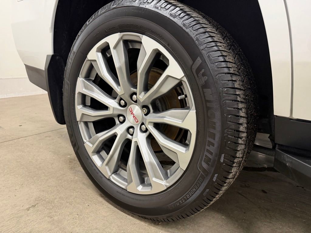 Certified 2022 GMC Yukon Denali image 14