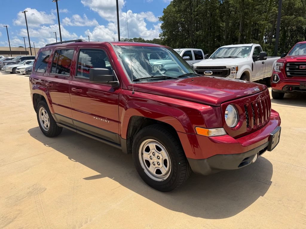 Used 2016 Jeep Patriot Sport w/ Power Value Group FWD image 7