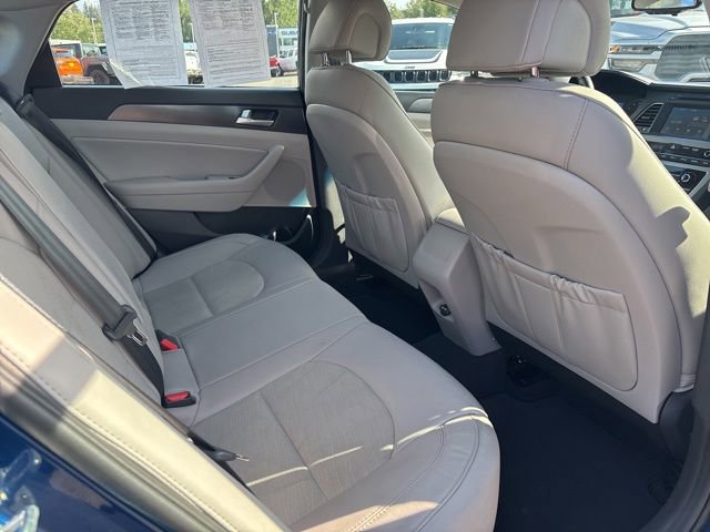 Used 2017 Hyundai Sonata Sport w/ Value Edition Package 02 FWD image 12