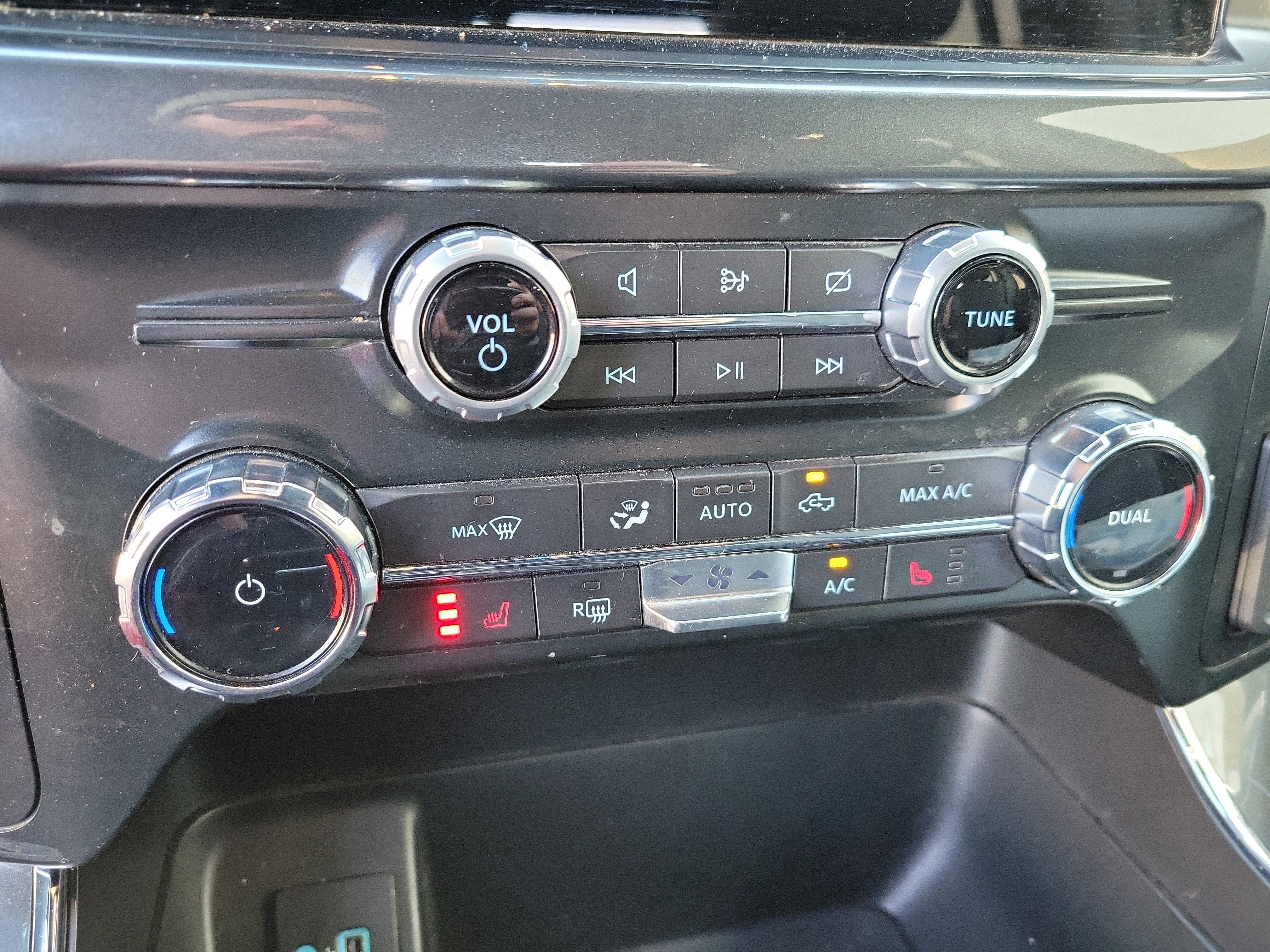 Used 2022 Ford F150 XLT w/ Equipment Group 302A High image 17