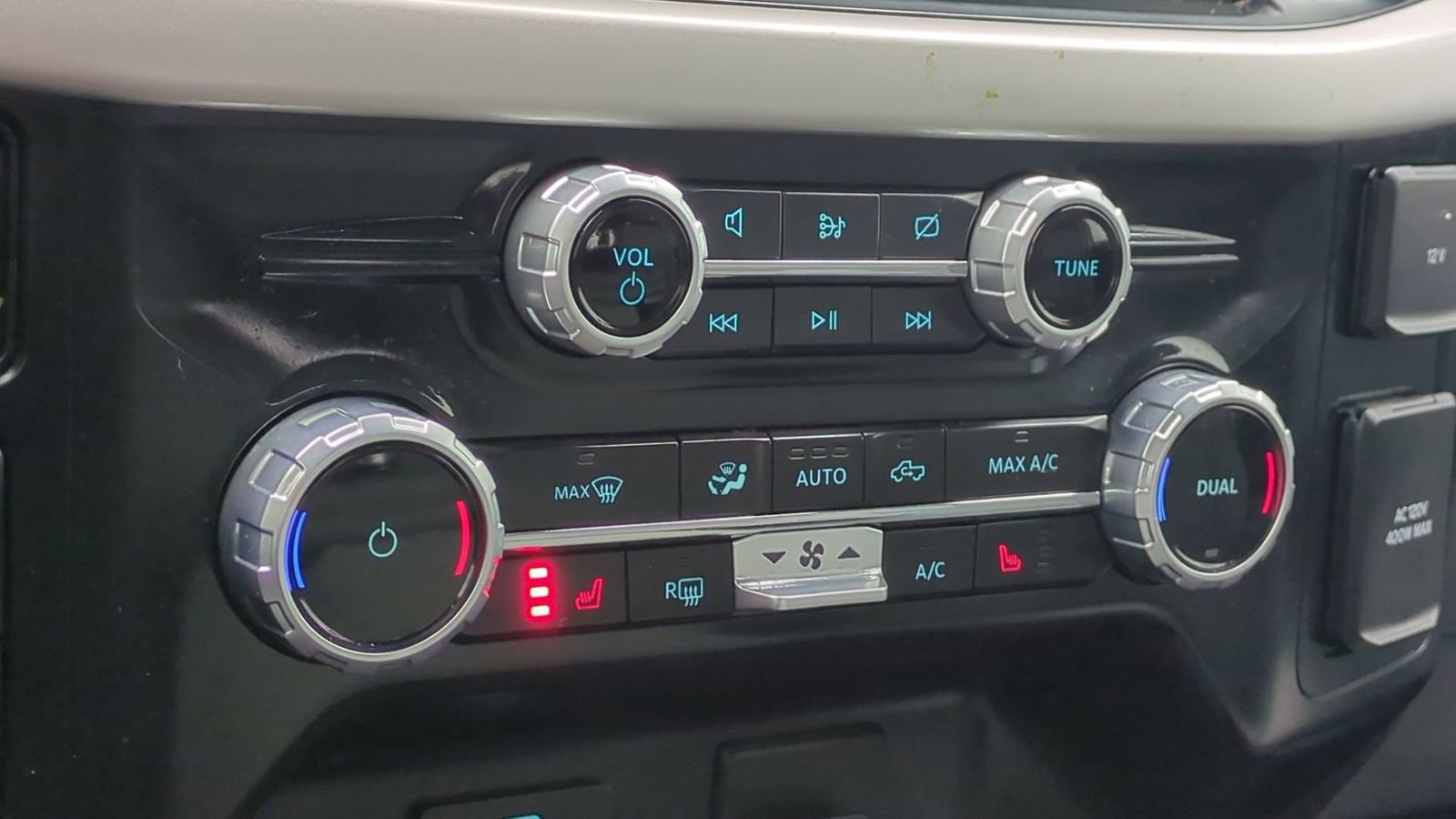 Certified 2023 Ford F150 XLT w/ Equipment Group 302A High image 34