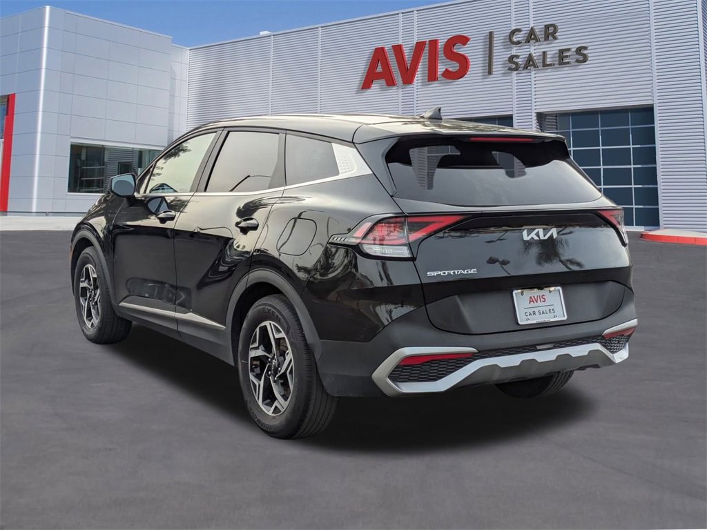 Used 2024 Kia Sportage LX image 9