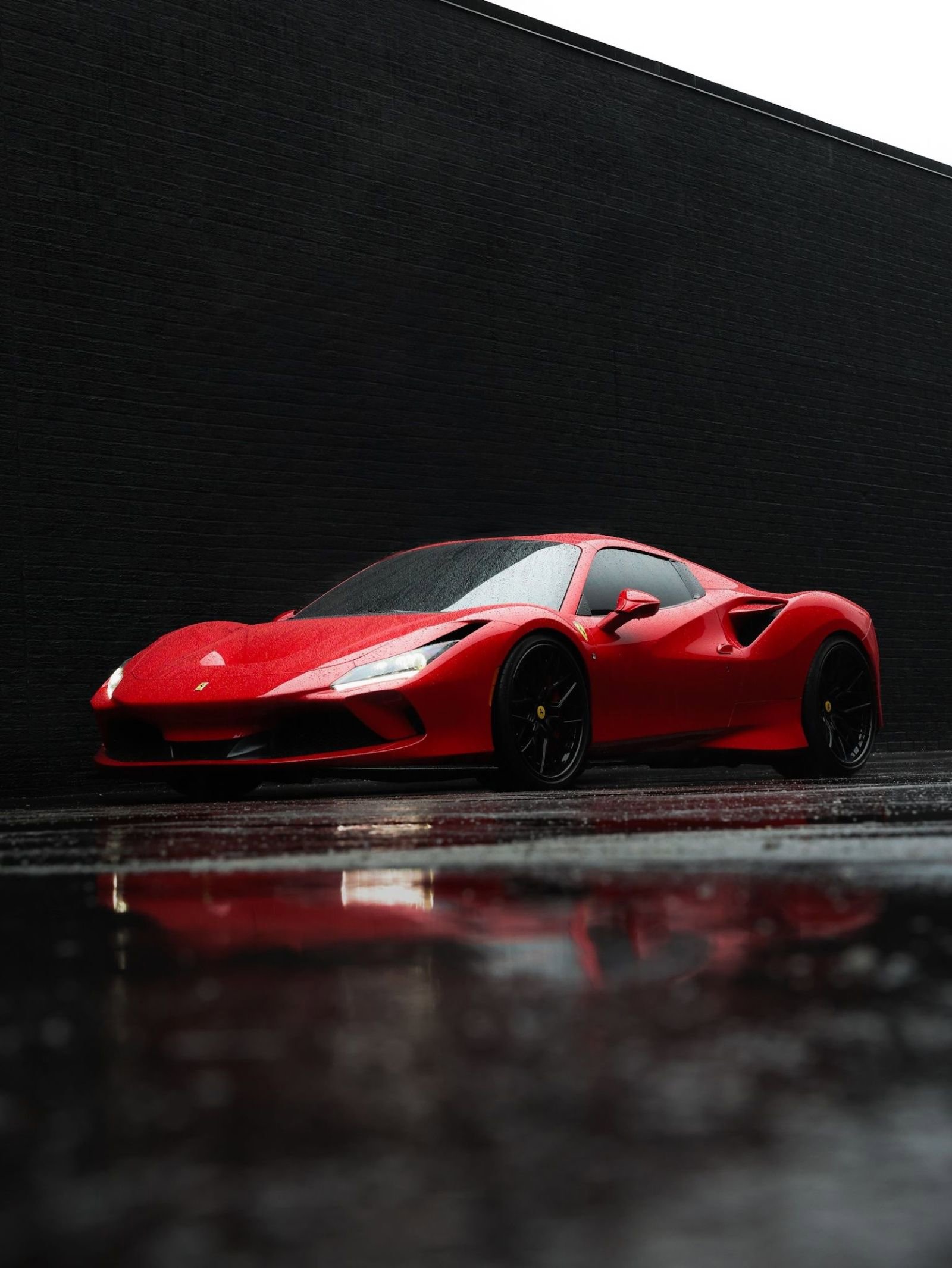Used 2021 Ferrari F8 Tributo RWD image 12