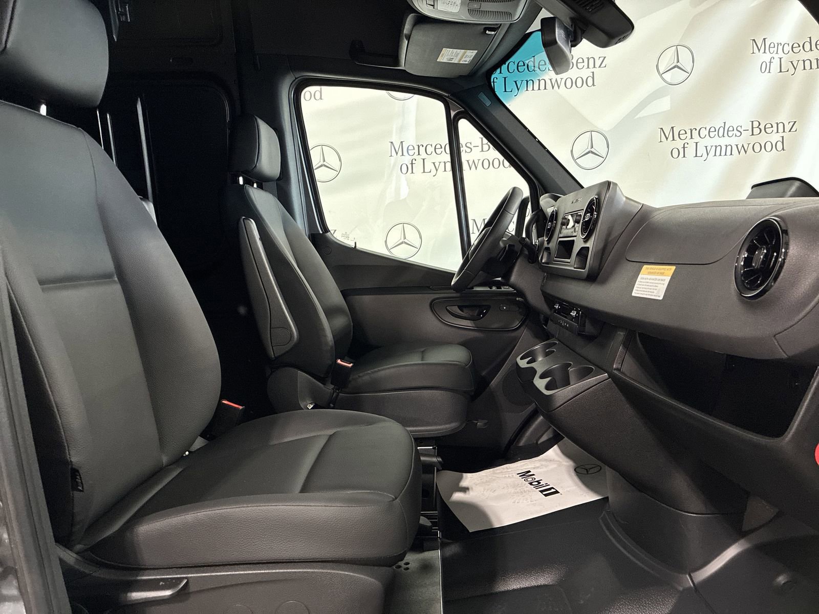 New 2025 Mercedes-Benz Sprinter 3500 image 11
