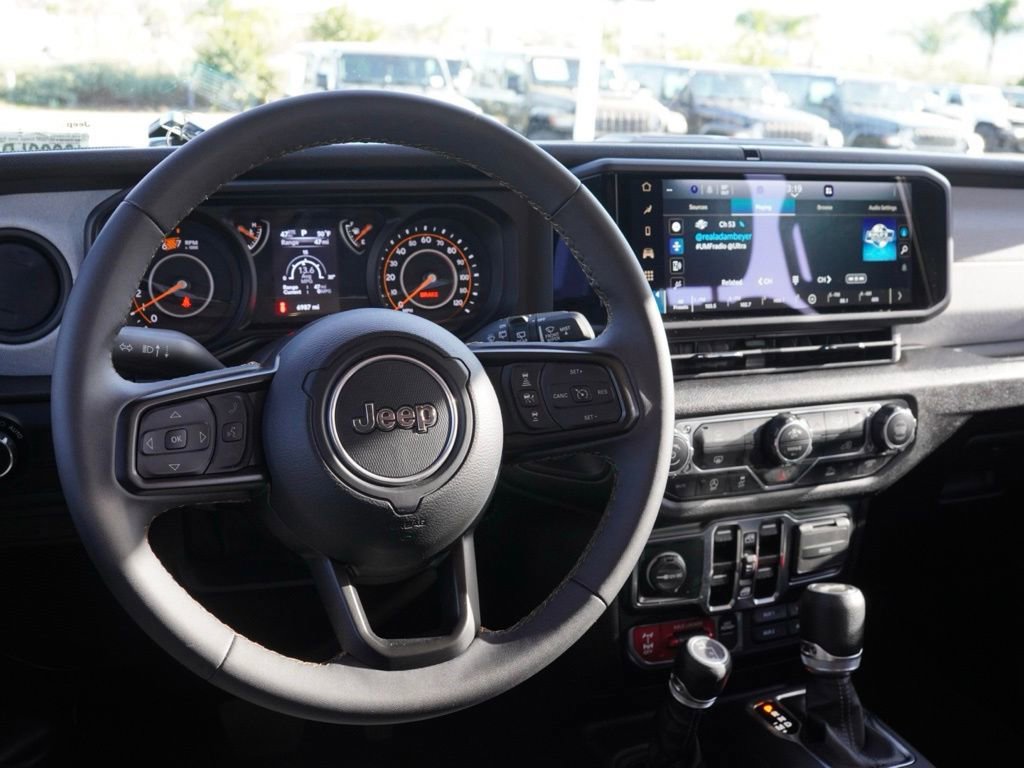 Used 2024 Jeep Wrangler Willys image 26