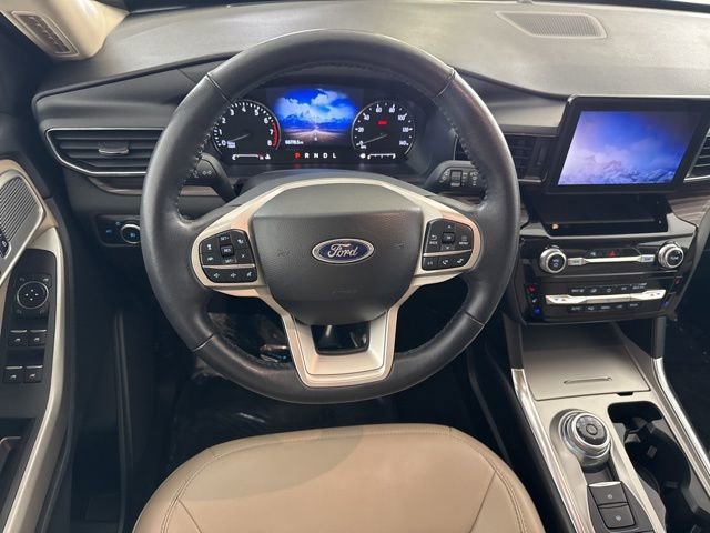Used 2023 Ford Explorer Limited image 29