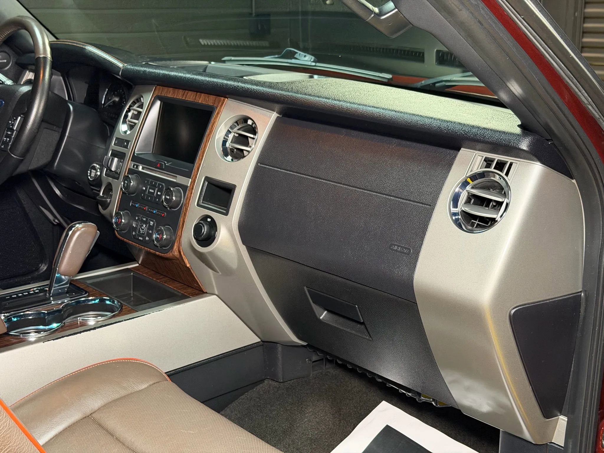 Used 2015 Ford Expedition King Ranch image 52