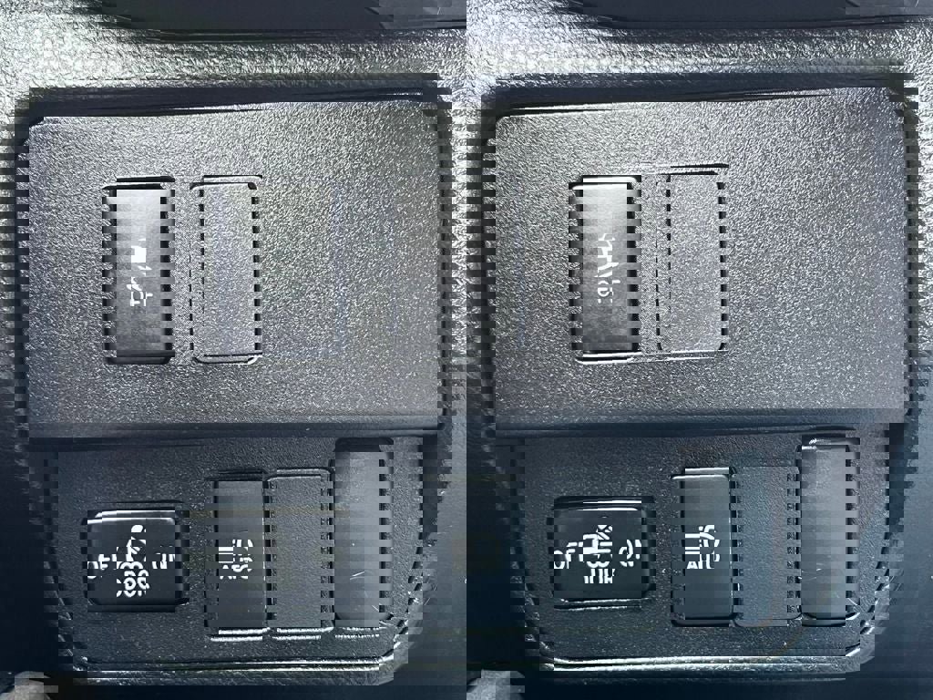 Used 2023 Toyota Tacoma SR5 image 29