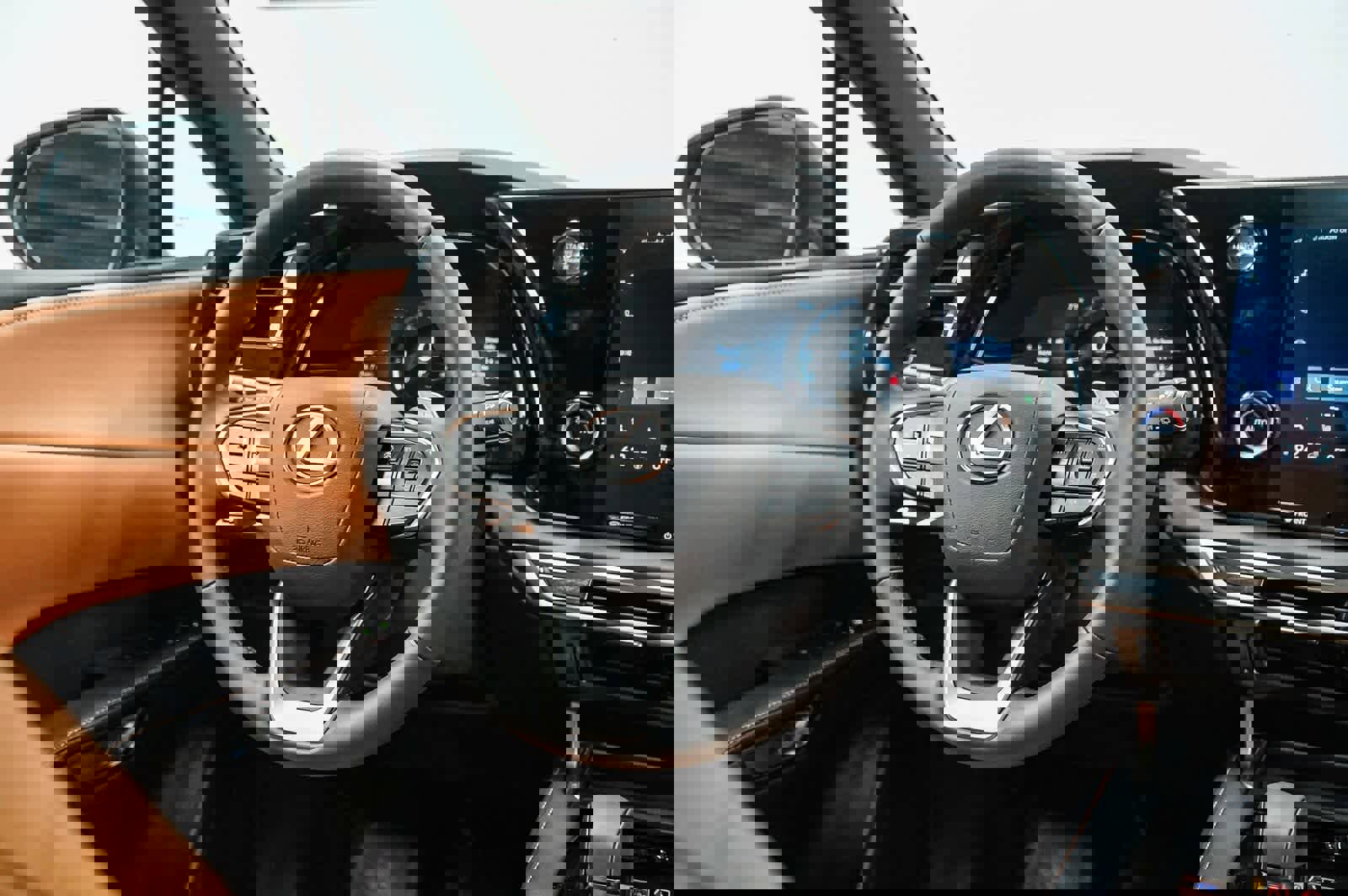 Used 2025 Lexus RX 350 FWD image 15