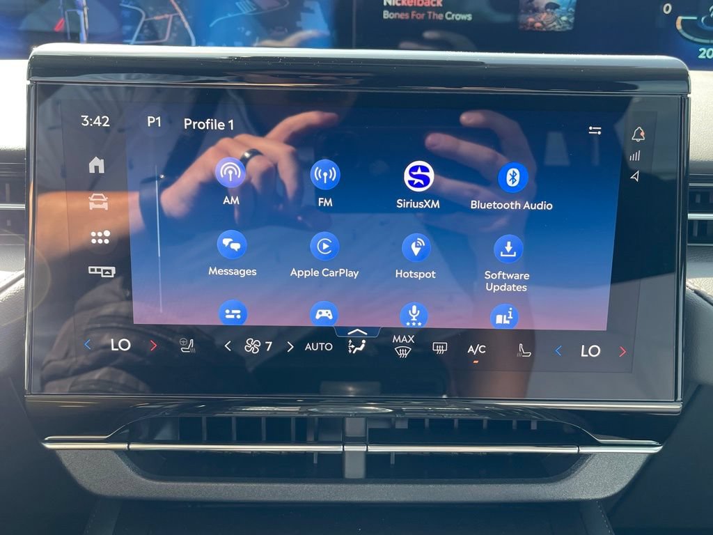 New 2026 Lincoln Nautilus Premier AWD/4WD image 9