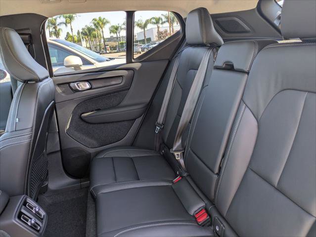 New 2026 Volvo XC40 B5 Ultra w/ Climate Package image 13