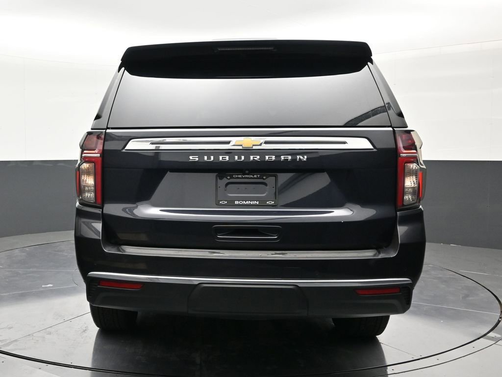 Used 2023 Chevrolet Suburban LS image 4