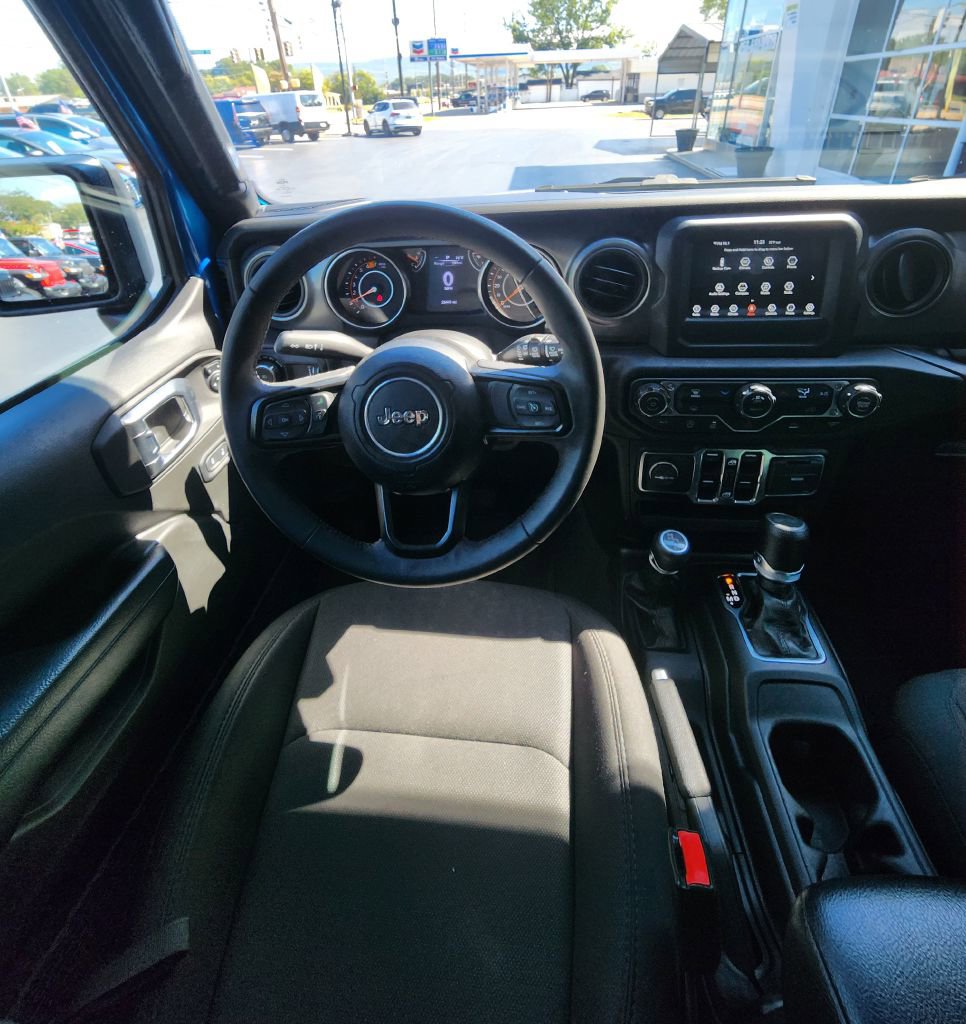 Used 2023 Jeep Wrangler Unlimited Sport image 8