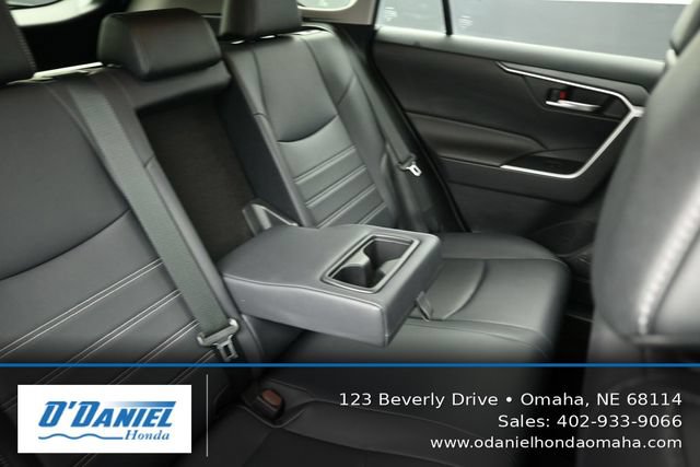 Used 2020 Toyota RAV4 XLE Premium AWD/4WD image 37