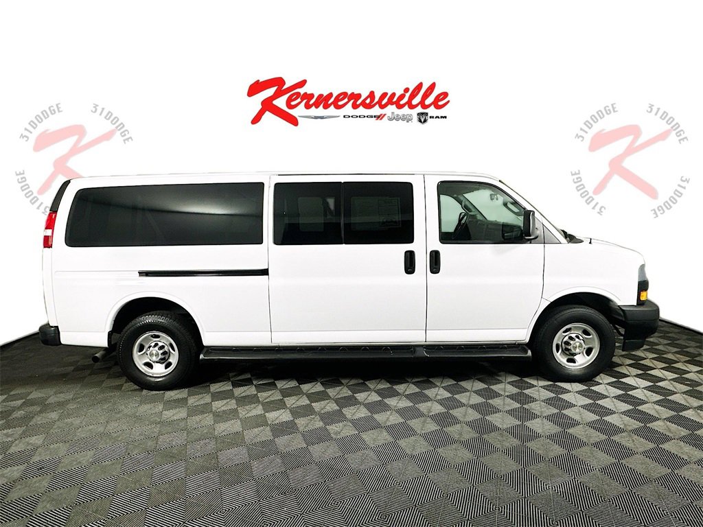 Used 2023 Chevrolet Express 3500 LS image 8