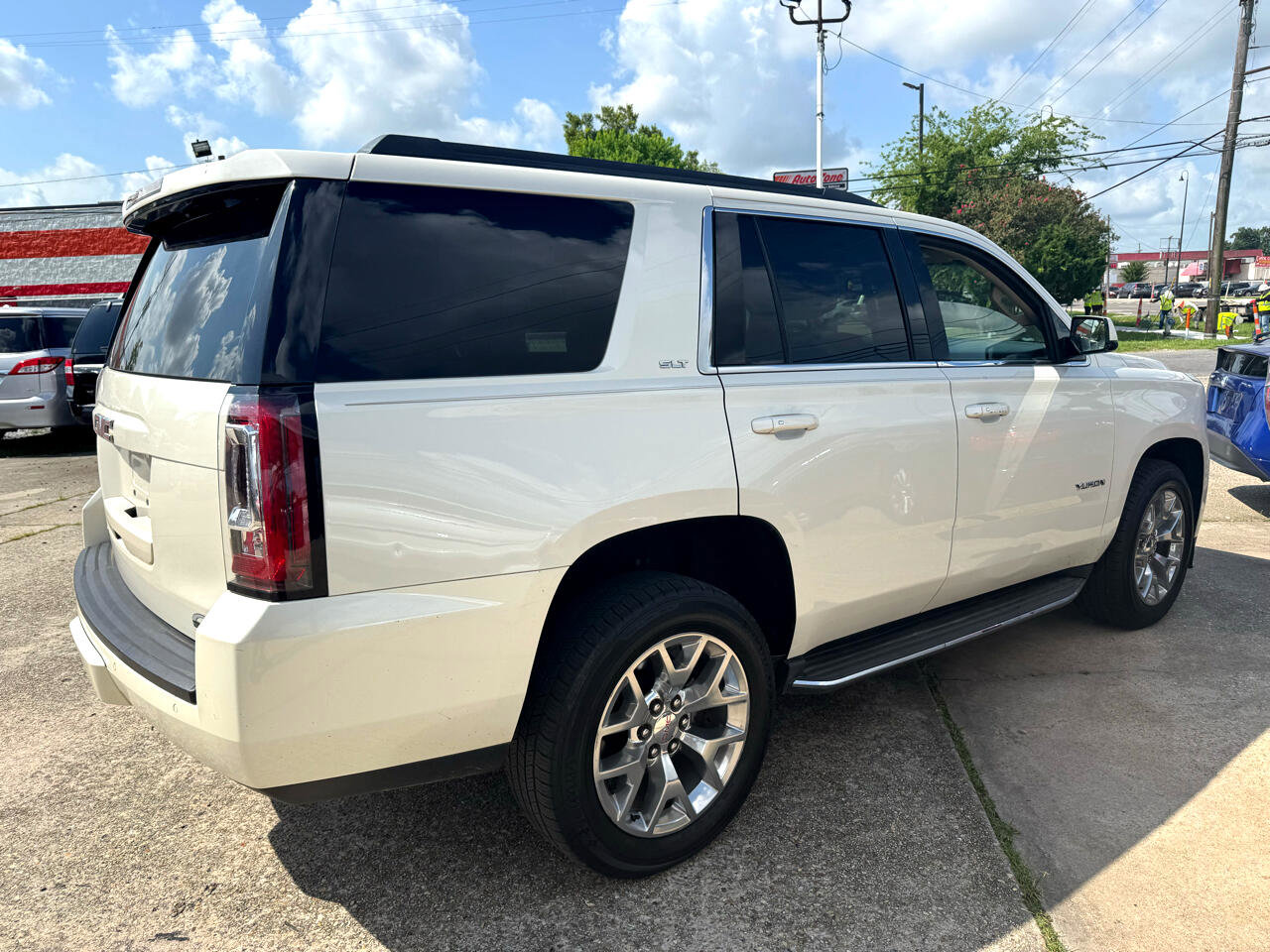 Used 2015 GMC Yukon SLT w/ Open Road Package image 3