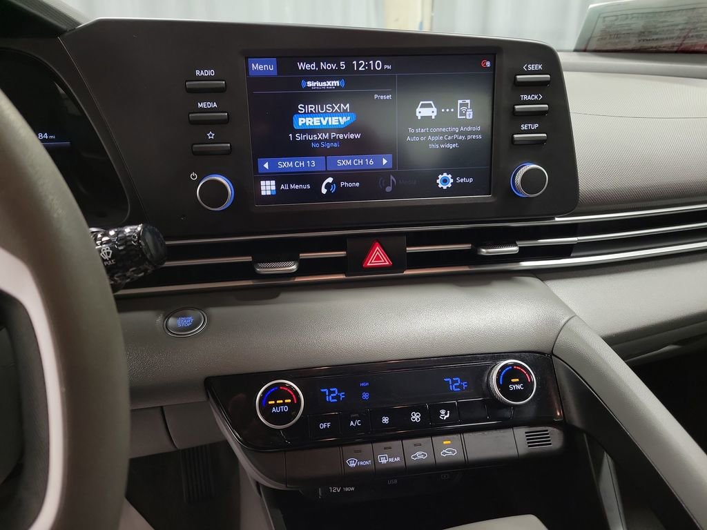 Used 2022 Hyundai Elantra SEL image 14