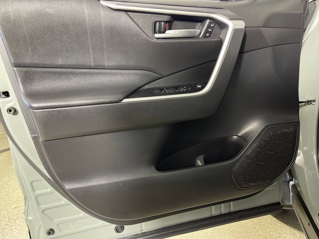 Certified 2022 Toyota RAV4 XLE Premium FWD image 17