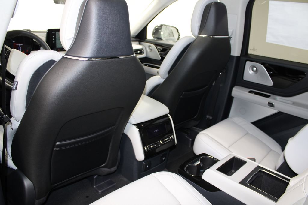 New 2026 Lincoln Aviator Reserve image 27