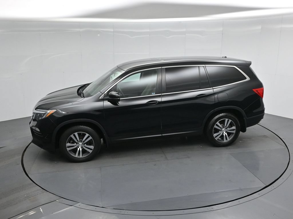 Used 2017 Honda Pilot EX image 39