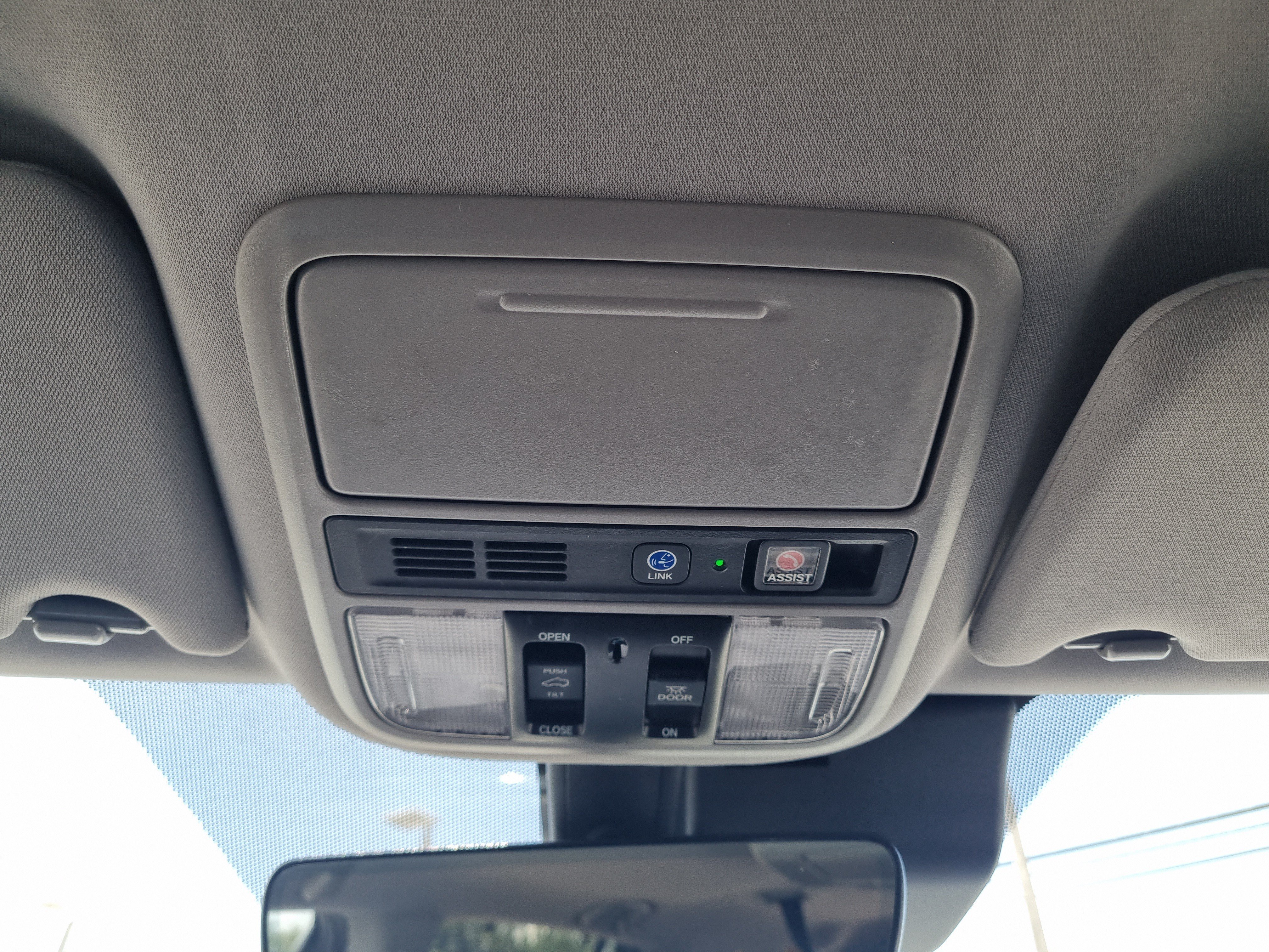 Used 2020 Honda Pilot Touring image 34