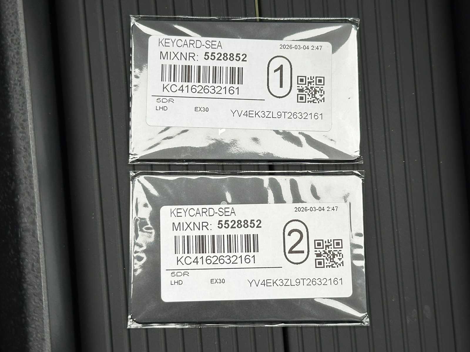 New 2026 Volvo EX30 Ultra w/ Protection Package Premier AWD/4WD image 32