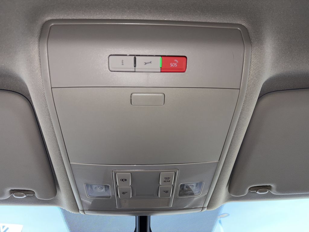 Certified 2023 Volkswagen Atlas SE FWD image 14