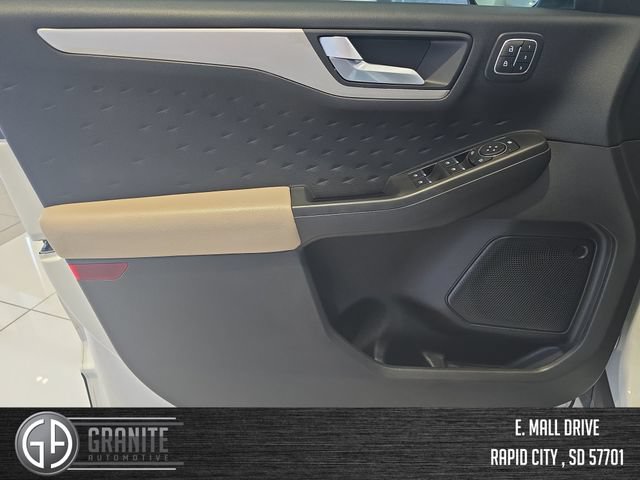 Used 2020 Ford Escape SEL AWD/4WD image 11