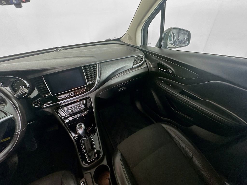 Used 2017 Buick Encore FWD image 11