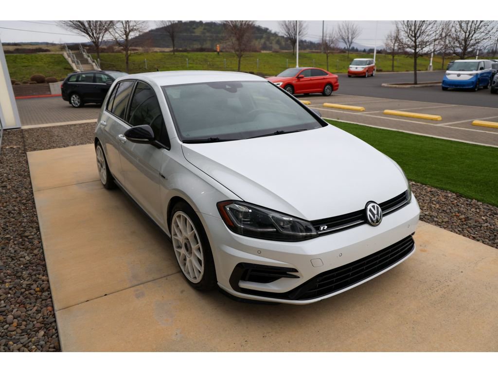 Used 2019 Volkswagen Golf R 4-Door image 3
