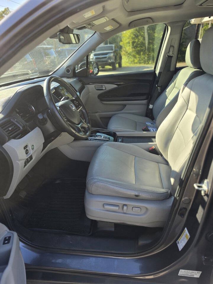 Used 2019 Honda Pilot Touring image 15