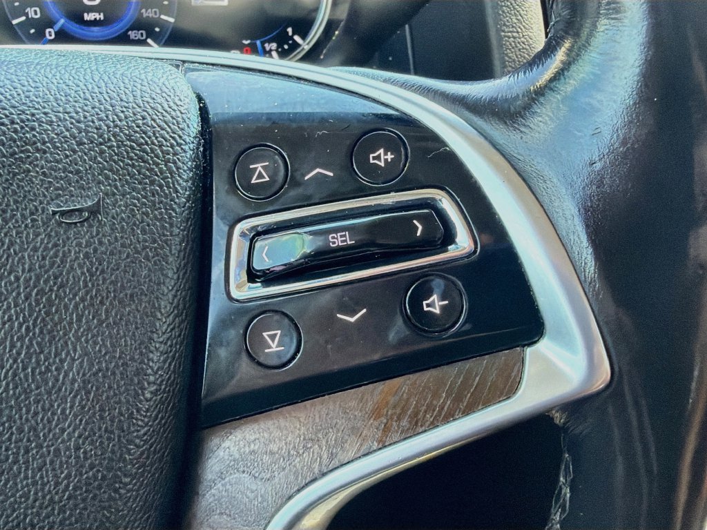 Used 2018 Cadillac Escalade ESV Luxury RWD image 40