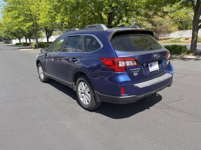 Used 2016 Subaru Outback 2.5i Premium AWD/4WD image 7