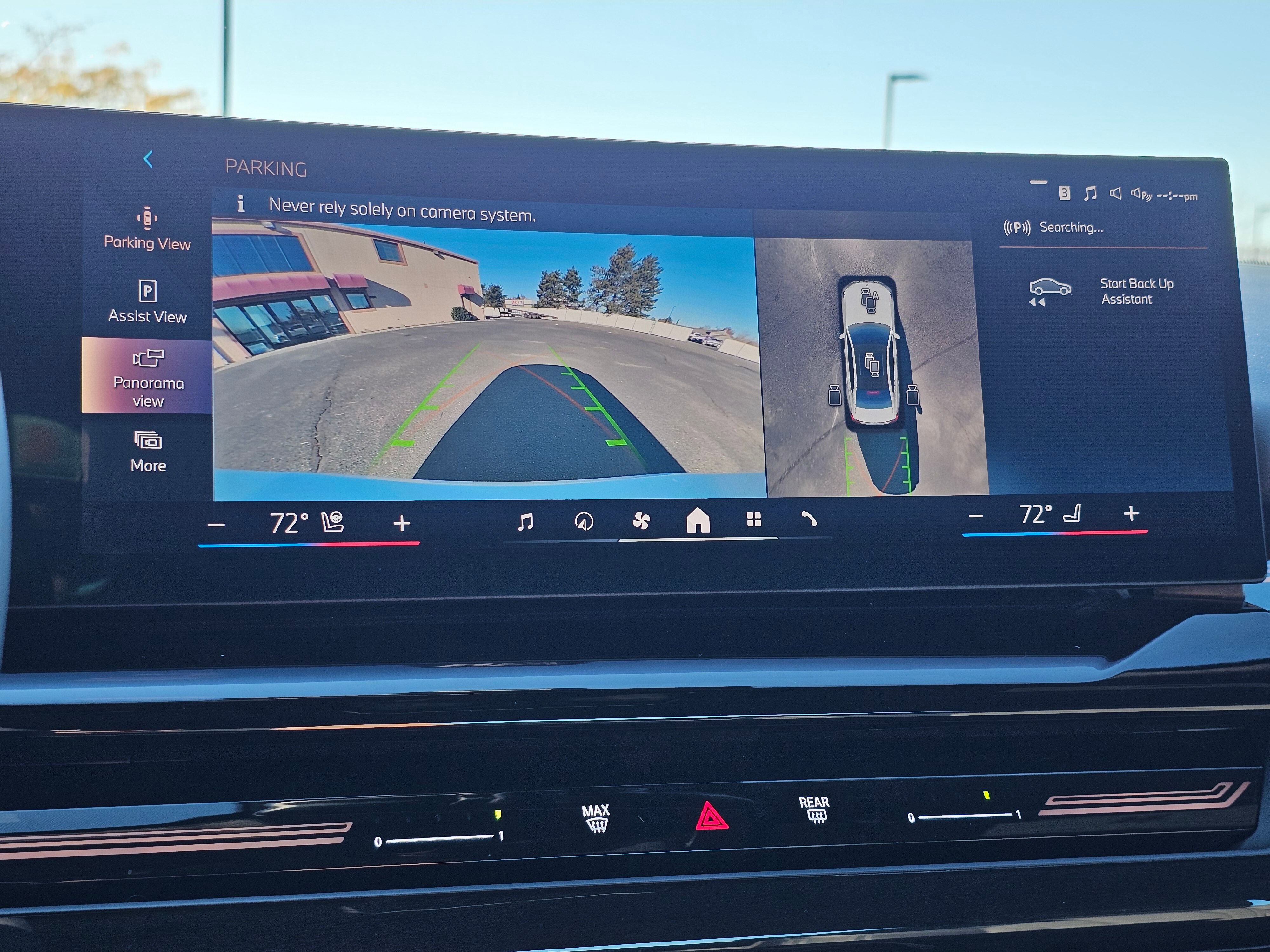 Certified 2025 BMW 530i xDrive w/ Premium Package image 19