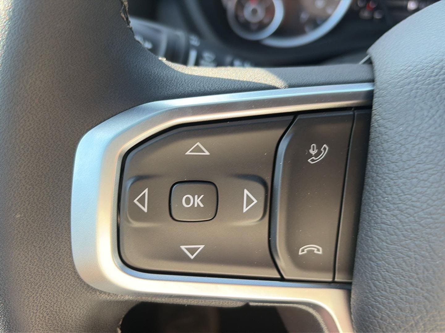 New 2026 RAM 2500 Big Horn AWD/4WD image 13