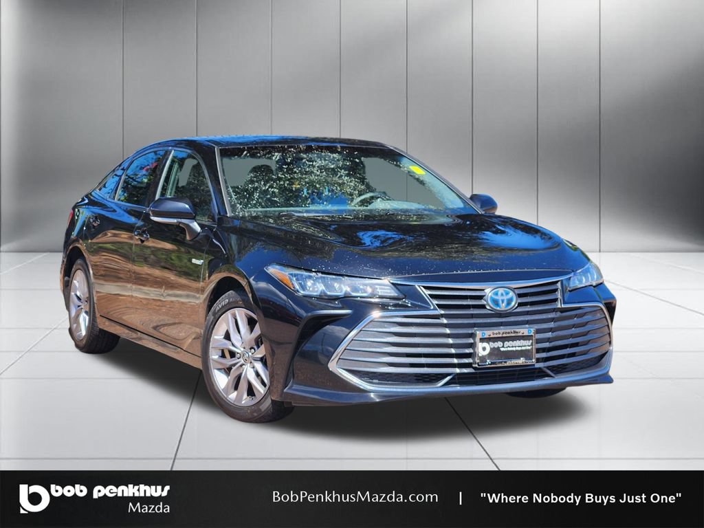 Used 2021 Toyota Avalon XLE w/ Carpet Mat Package (TMS)