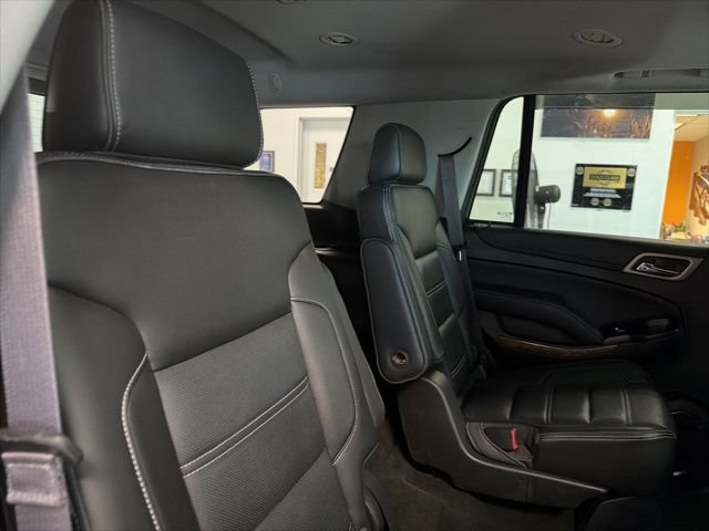 Used 2017 GMC Yukon Denali w/ Open Road Package AWD/4WD image 30