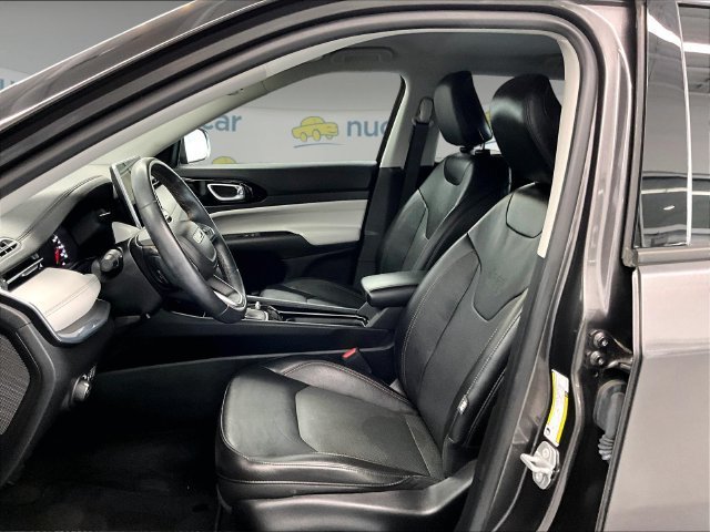 Used 2022 Jeep Compass Limited AWD/4WD image 10
