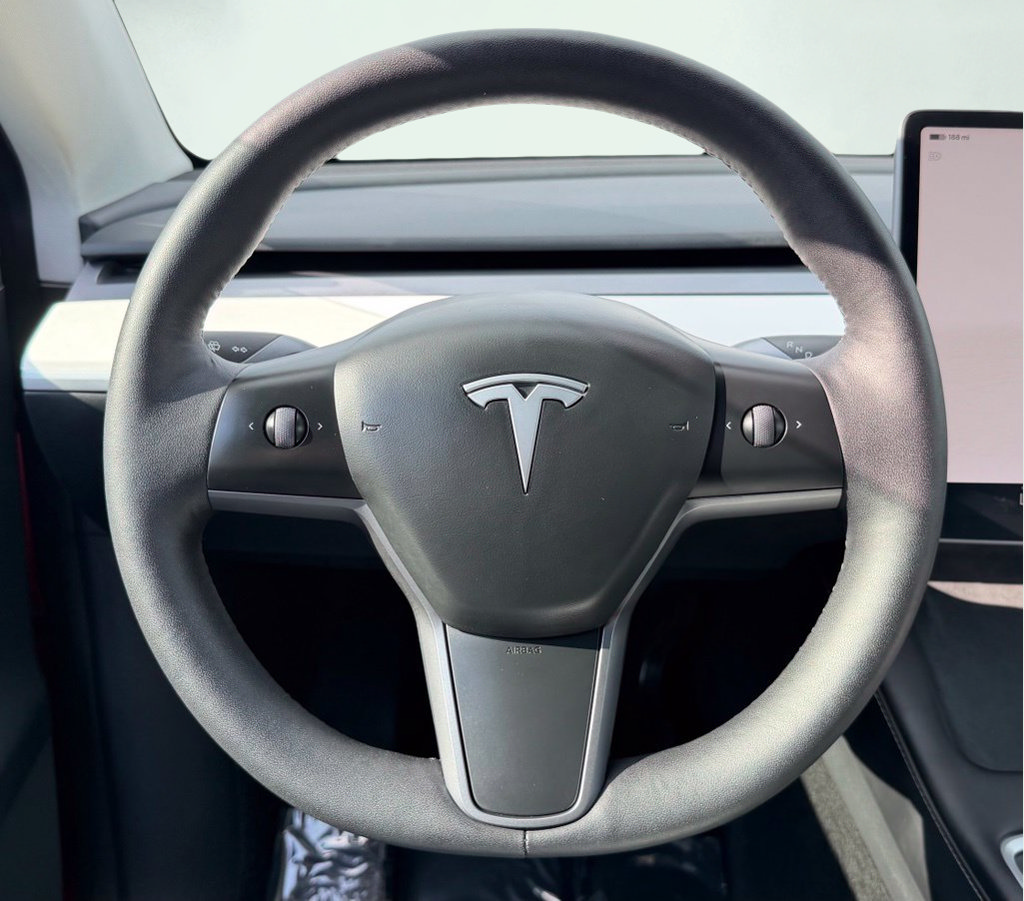 Used 2023 Tesla Model Y Long Range AWD/4WD image 43