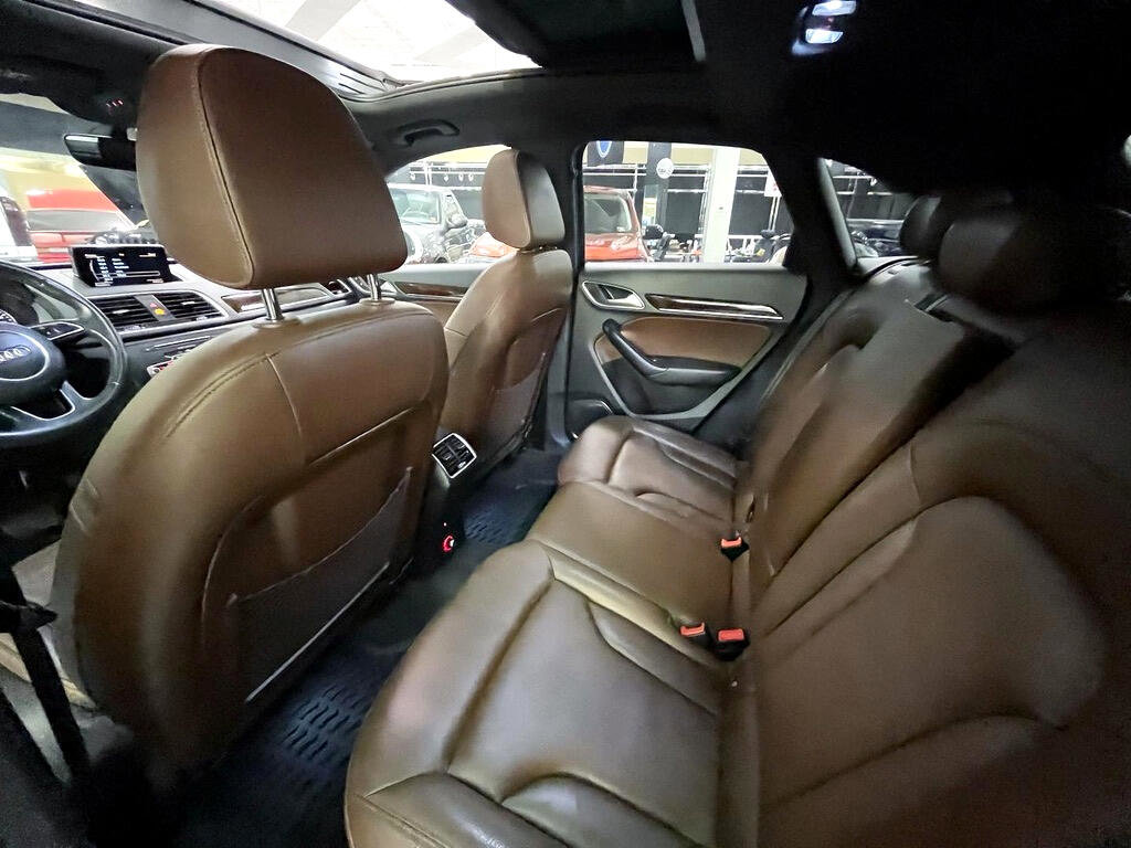 Used 2017 Audi Q3 2.0T Prestige w/ Prestige Package image 14