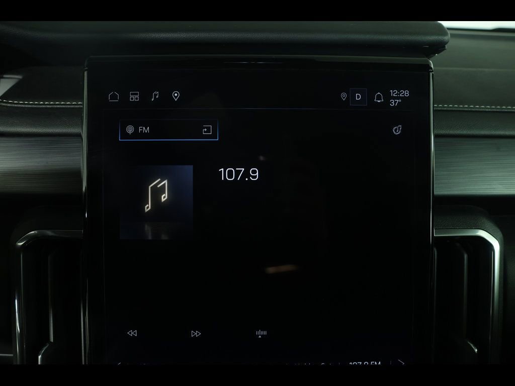 Used 2025 GMC Acadia Elevation image 27