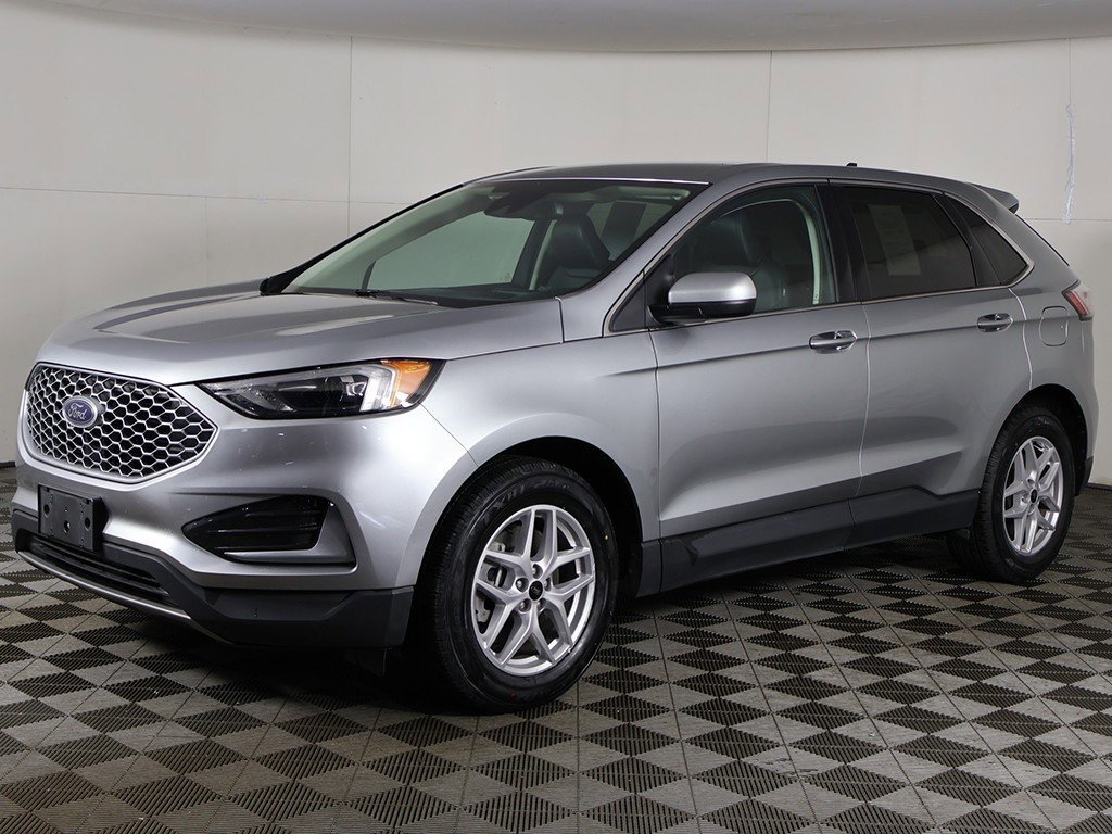 Used 2024 Ford Edge SEL image 6