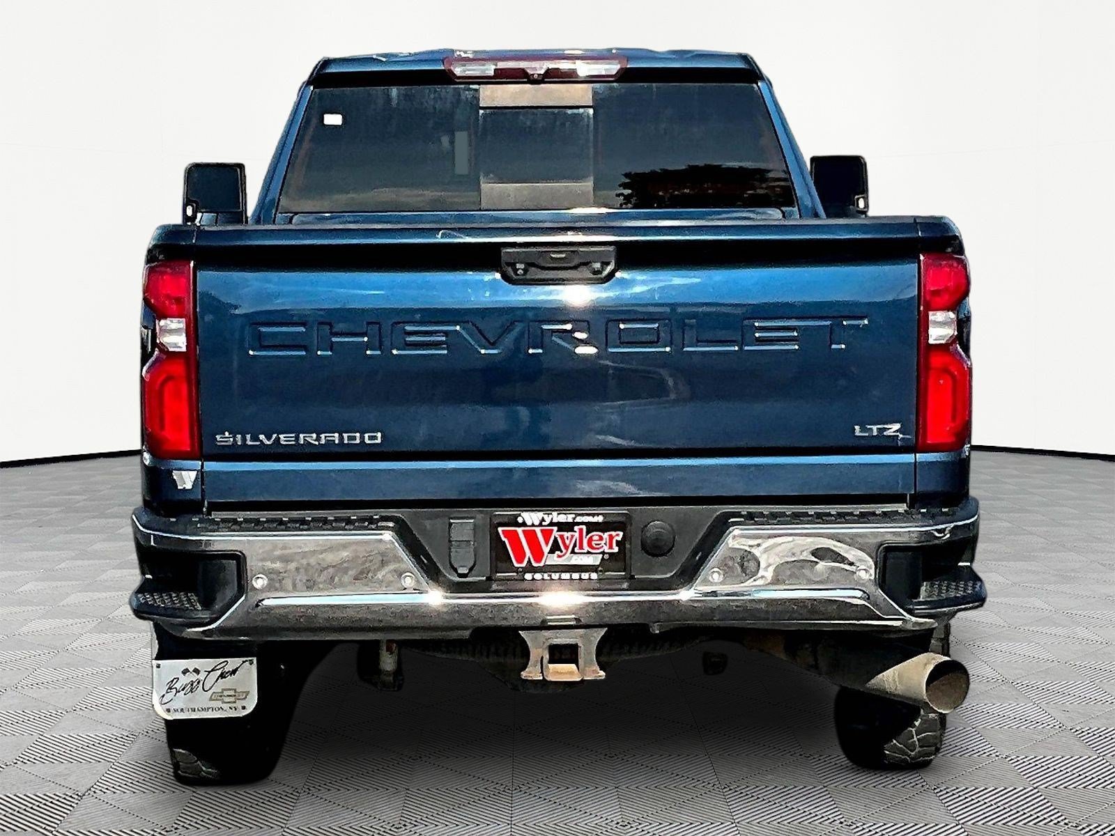 Used 2020 Chevrolet Silverado 3500 LTZ w/ LTZ Plus Package AWD/4WD image 5