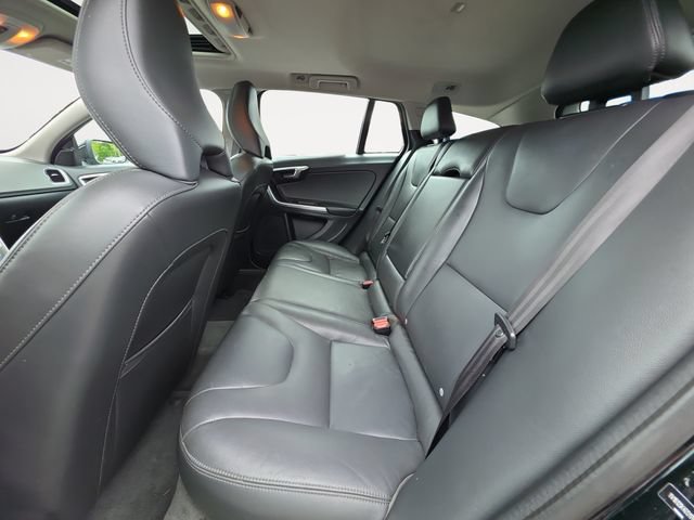 Used 2016 Volvo V60 T5 Premier AWD/4WD image 13