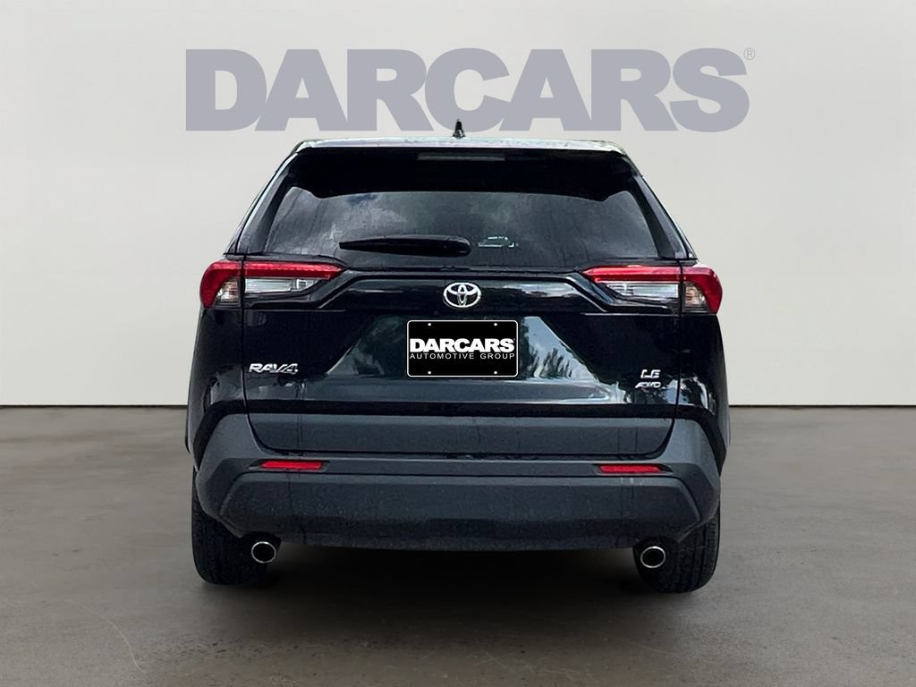 Used 2025 Toyota RAV4 LE AWD/4WD image 6