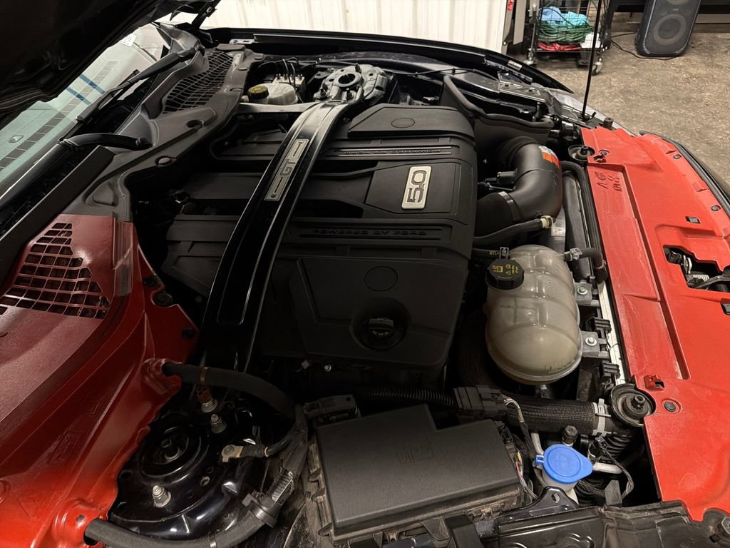 Used 2021 Ford Mustang GT Premium w/ GT Performance Package RWD image 19